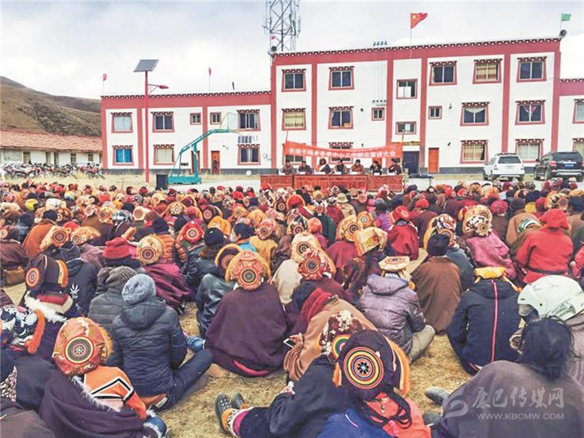 石渠縣開展“千人大下鄉(xiāng)” 、“千人大宣講”、“千人大走訪”活動(dòng)掠影