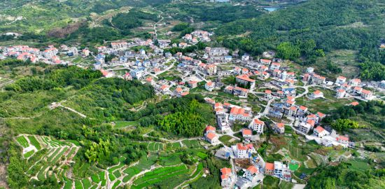 軍營(yíng)村俯瞰。人民網(wǎng)記者 陳博 攝